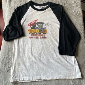 100.3 Stephen Kings rock station VTG Black and White Graphic Raglan Shirt MEDIUM